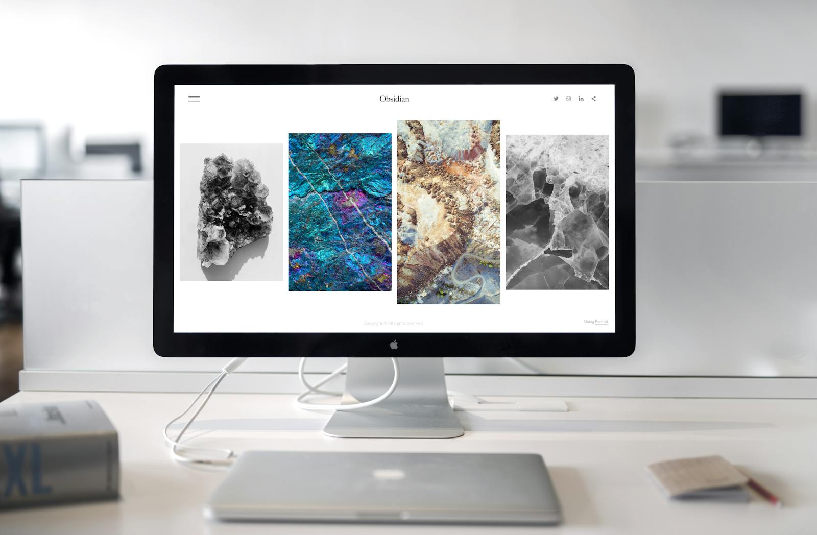 Digital Minimalism: A 30-Day Blueprint